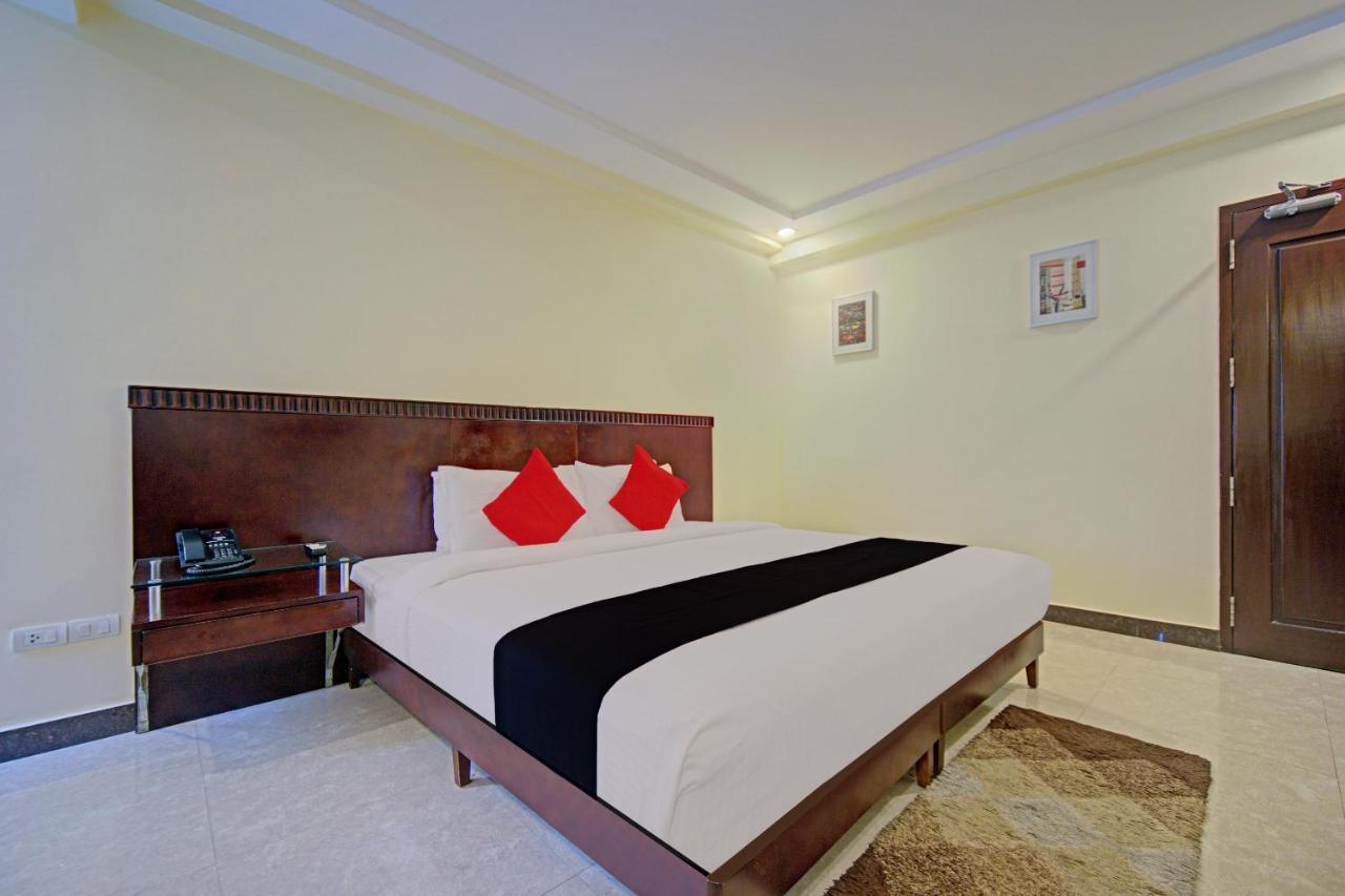 Townhouse 515 Hotel Iris T Nagar Near Shri Ayyappan Temple เชนไน ภายนอก รูปภาพ